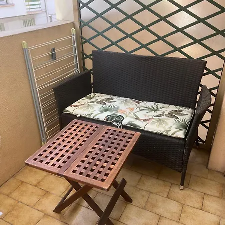 Апартаменти Carre D Or